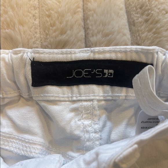 Girls White Denim Joe’s Shorts - Picture 2 of 4